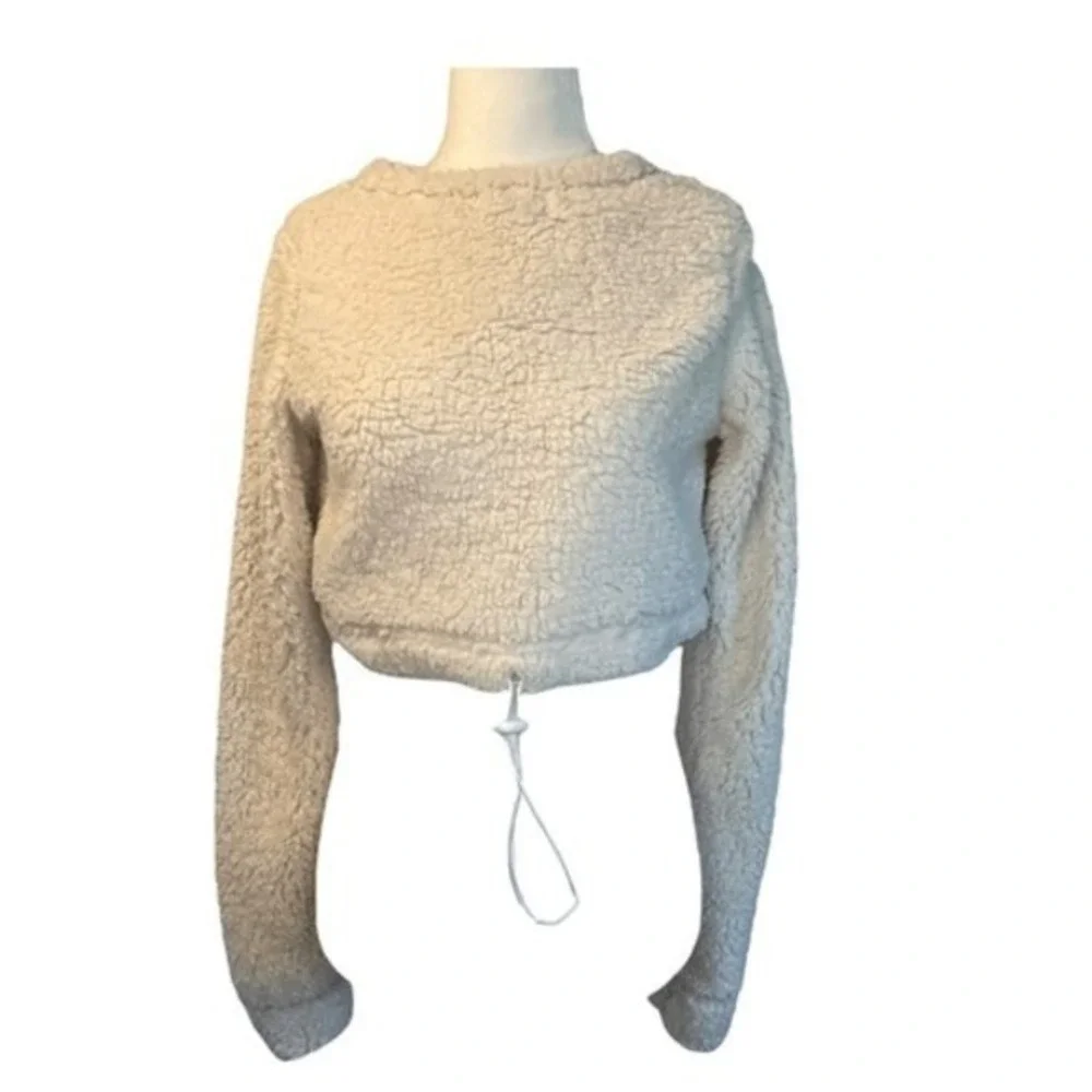 PrettyLittleThings Borg Teddy Fleece Sweatshirt‎ Cream Long Sleeve Cropped S